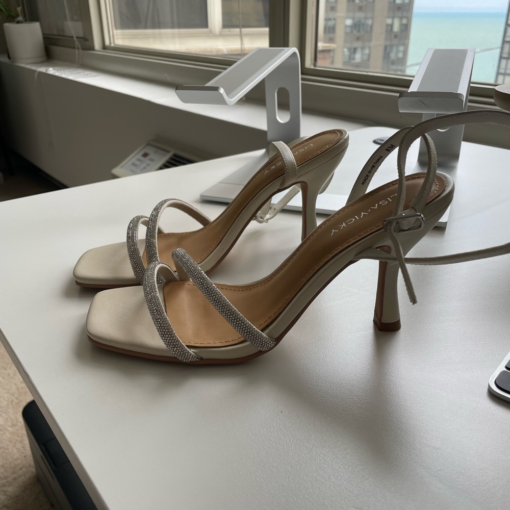 Lisa Vicky Gem Crystal Sandals, Size 8